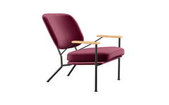 Orlando armchair with oak arms